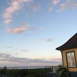 Historisches Strandanwesen Mit Meerblick By Interhome 度假居 尼堡
