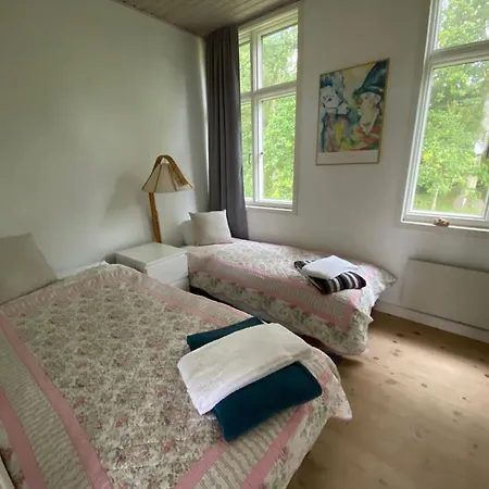 Historisches Strandanwesen Mit Meerblick By Interhome Dom wakacyjny