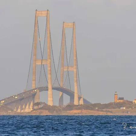Dom wakacyjny Historisches Strandanwesen Mit Meerblick By Interhome Nyborg